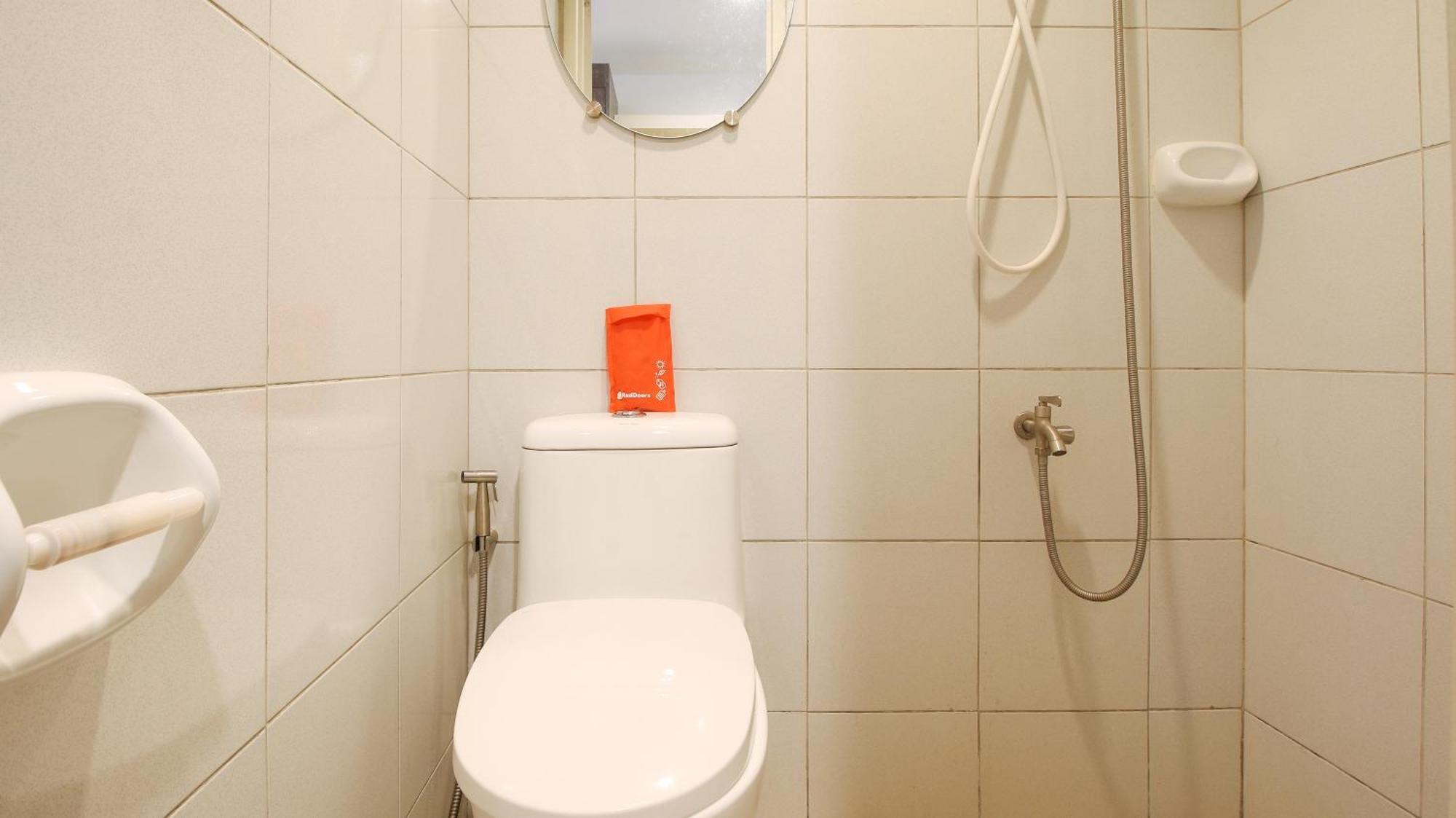 RedDoorz Plus Evangelista Street Makati Makati City Buitenkant foto